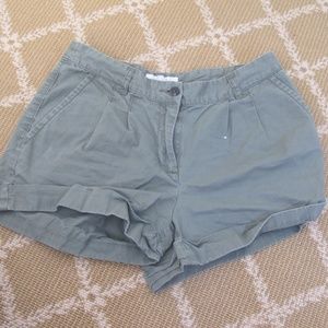 XXI Essentials Green Shorts